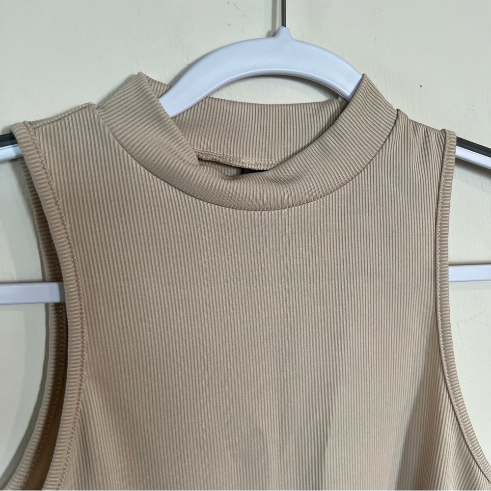 SHEIN EZwear 3 pcs Solid Tank Top Size L - Picture 3 of 16